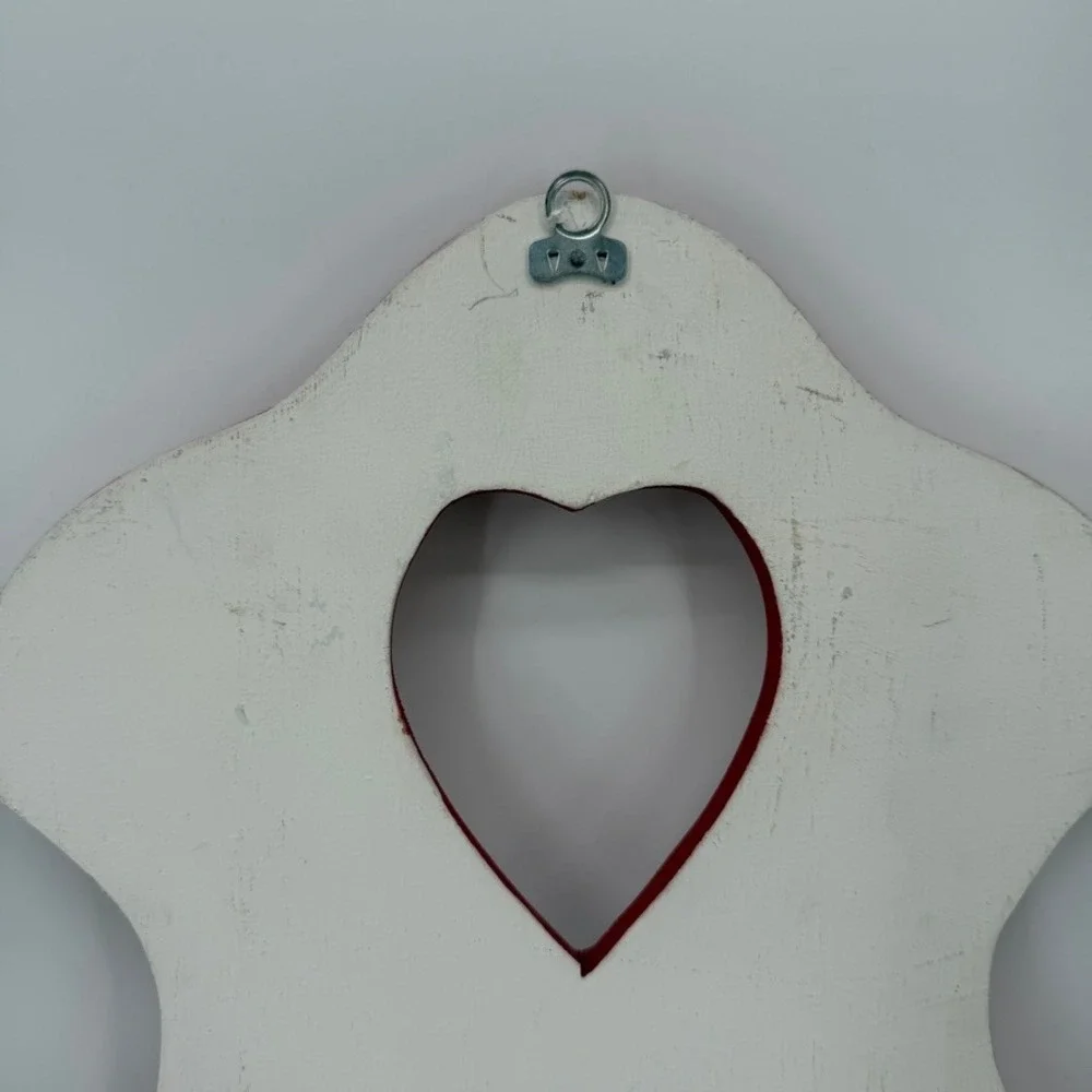 Hand Painted Wall Plaque Sledding Children Heart Cutout Country Cottage Decor‎